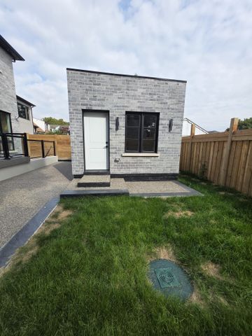 For Lease - 247 Alderbrae Avenue Unit# Garden Suite, Toronto, Ontario - Photo 3