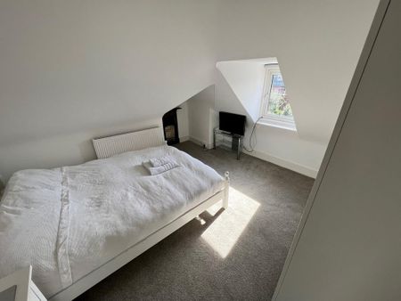 3 bedroom maisonette to rent - Photo 5