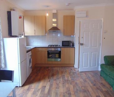 1 bedroom flat to rent - Photo 4