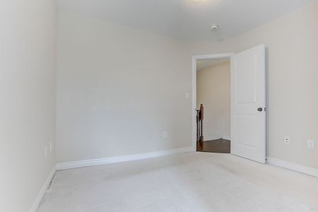 For Lease - 67 Padbury Trail, Brampton, Ontario - Photo 4