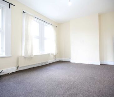Price £1,700 pcm - Available Now - Unfurnished - Photo 4
