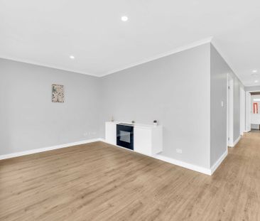 Spacious 3-Bedroom Home in Blakeview - Photo 3