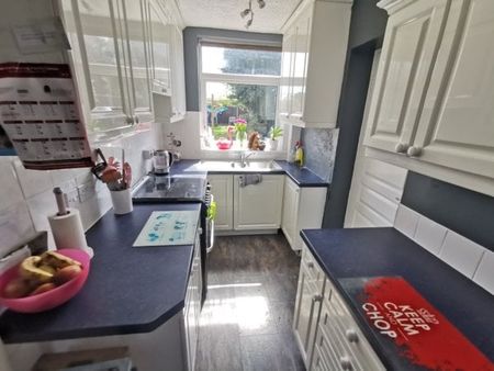 Frederick Avenue, Kirkby In Ashfield, NG17, Property for rent - Photo 3