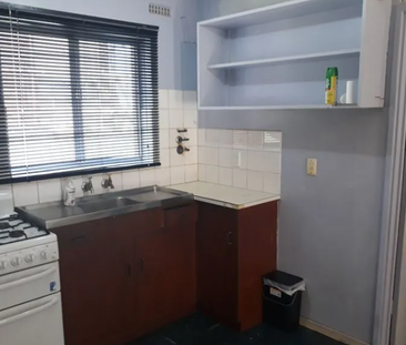Pets Allowed. Top Locale. Walk to Everything! Ultra-convenient life style - Photo 5 | Rentumo