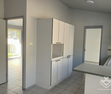 Great Location - Close to Soldiers Point Primary School & Water - Photo 4