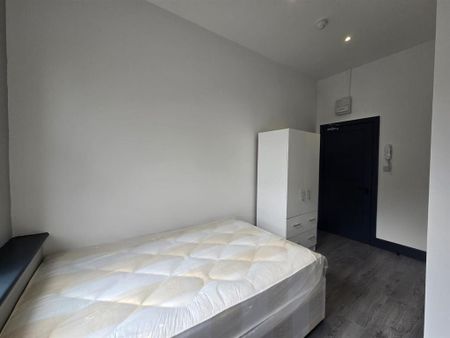 Studio to rent - Photo 2