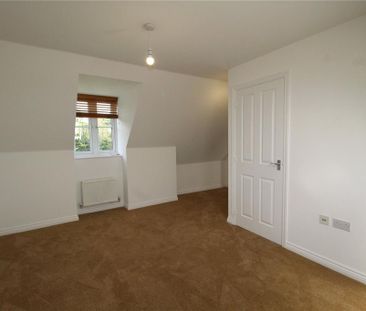 4 bedroom terraced house to rent - Photo 6