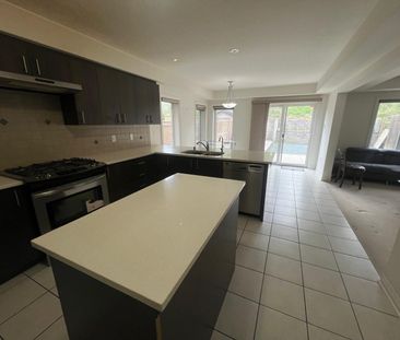 For Lease - 246 GRAVEL RIDGE Trail, Kitchener, Ontario - Photo 5