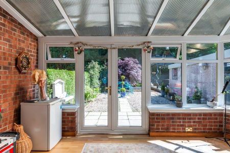 3 bedroom semi-detached house to rent - Photo 4