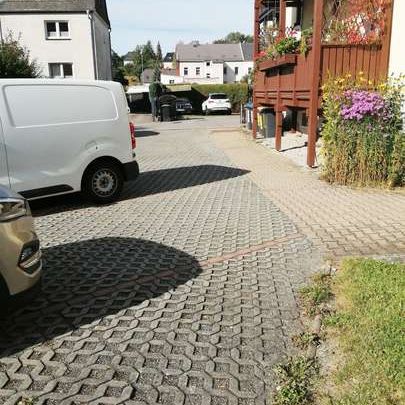 Ruhig wohnen am Stadtrand - 2 Raum Wohnung mit Singleküche und Tageslichtbad zu vermieten - Foto 1