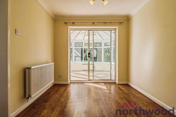 4 bedroom detached house to rent - Photo 1