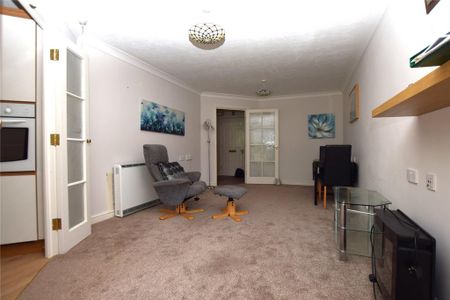 1 bedroom apartment to rent - Photo 2