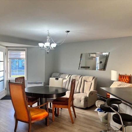 Logement 4 1/2 condo locatif avec ascenseur - Photo 4