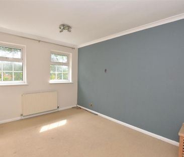 3 bedroom terraced house to rent - Photo 6