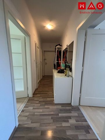 Heimkommen und wohlfühlen! Einladende 3-Raum Wohnung mit Balkon in zentraler Welser Lage! Ideale Raumaufteilung - hervorragende Infrastruktur! - Foto 4