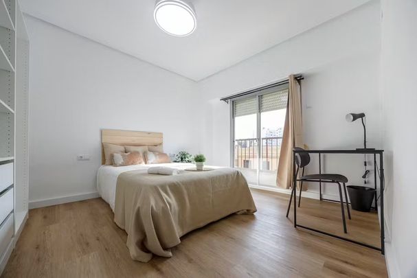 Carrer de Reig Genovés, Valencia, Valencian Community 46019 - Photo 1