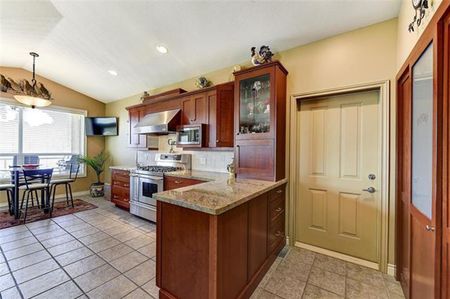 4 bed/3 bath West Kelowna - Photo 3