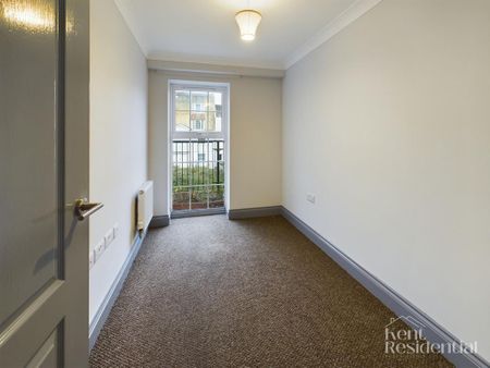 2 bedroom flat to rent - Photo 4