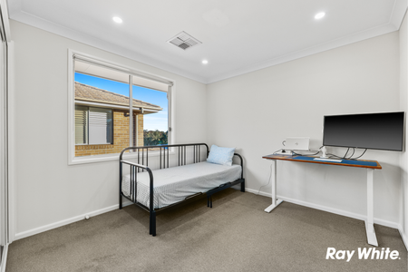 NORTH EAST FACING PREMIUM Four Bedroom Family Home Close to All Amenities! - Photo 5