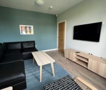 Tranby Avenue, Hull Road - P2027 - Photo 2