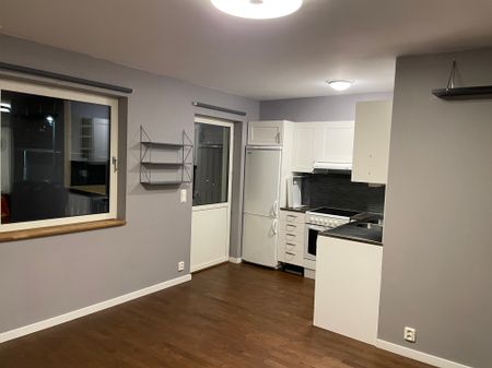 Rondovägen, Skogås - Foto 4
