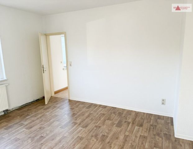 Moderne 2-Raum-Wohnung im 1. Obergeschoss auf der Haldenstraße in Annaberg!! - Foto 1