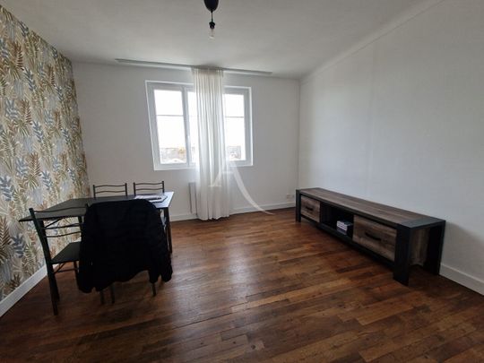 Location Appartement 3 pièces 56m² SAUMUR 49400 - Photo 1