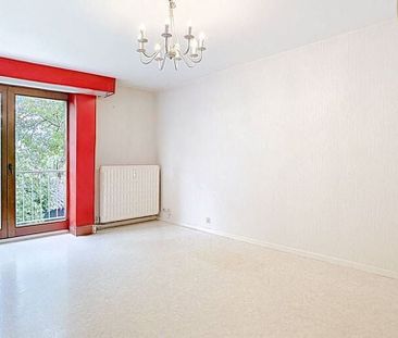 Appartement te huur in Gembloux voor € 600 met 1 slaapkamer - Photo 1