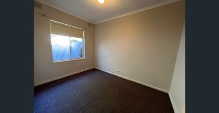 Low-Maintenance Living in Prime Prospect Location - Photo 2