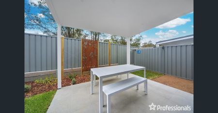 Happy Christmas on Hillcrest - Photo 2