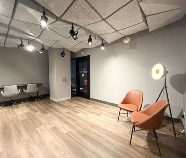 For Lease - 1037 The Queensway, Etobicoke Quay, Toronto, Ontario - Photo 6