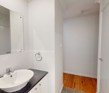 49a Meredith Street, Kotara NSW 2289 - Photo 6