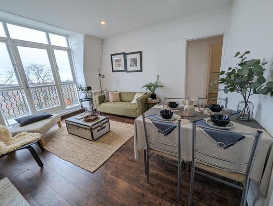 Spacious Two Bedroom Top Floor Flat In Shoot-Up-Hill NW2 - Photo 1