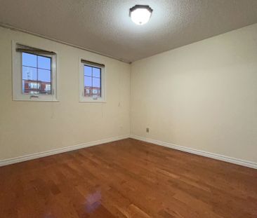 For Lease - 2200 Sixth Line, Oakville, Ontario - Photo 3