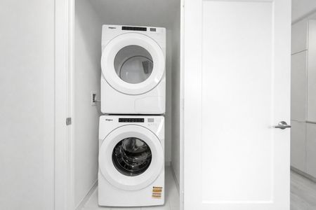 For Lease - 60 Central Park Roadway N/A Unit# 1511, Toronto, Ontario - Photo 4