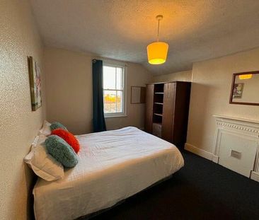 Room in a Shared House, Harcourt Road, BS6 - Photo 2