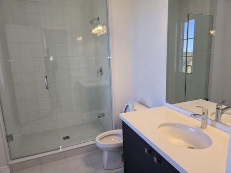 For Lease - 5959 Saigon Street, Mississauga, Ontario - Photo 3