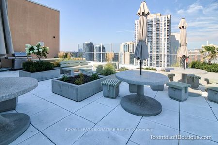 Network Lofts - Photo 5
