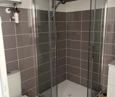 Location Appartement 1 pièce 13m² RUELLE SUR TOUVRE 16600 - Photo 3