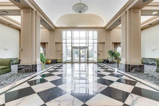 For Lease - 1 Lee Centre Drive Unit# 1611, Toronto, Ontario - Photo 1