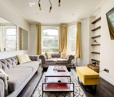 2 bedroom flat to rent - Photo 2