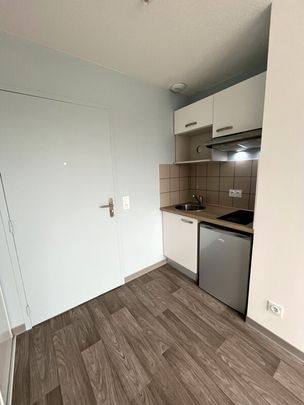 Location Appartement 1 pièce 19m² FRANQUEVILLE ST PIERRE 76520 - Photo 1