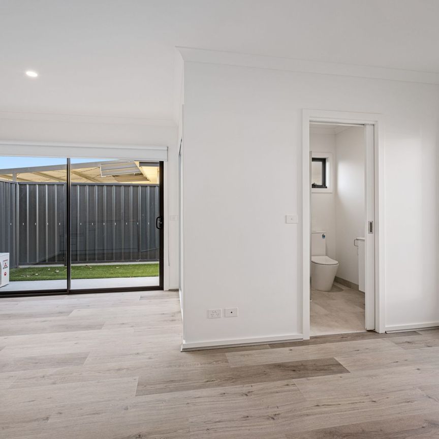 Room 2/5 Kelly Street, Wodonga - Photo 1