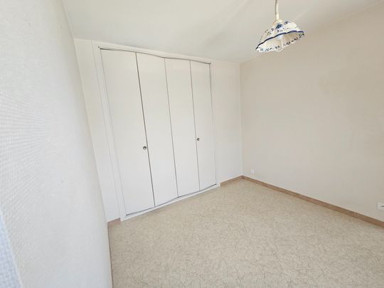 Location Appartement 2 pièces 26m² ROMANS SUR ISERE 26100 - Photo 1