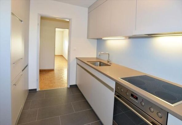 RENTAL WITHOUT DEPOSIT - Modern apartment in a central location - Foto 1