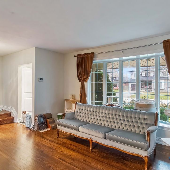 For Lease - 561 Wingrove Crescent, Oakville, Ontario - Photo 1