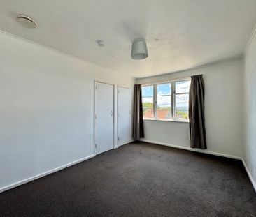 11 McCulloch Road, Panmure, Auckland - Photo 6