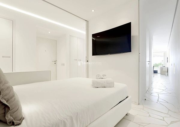4041 Luxury 2 bedroom apartment rental Las Boas de Ibiza
