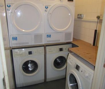 1 bedroom block of apartments to rent - Photo 1