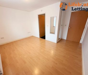 Edward Vinson Drive, Faversham - Photo 2